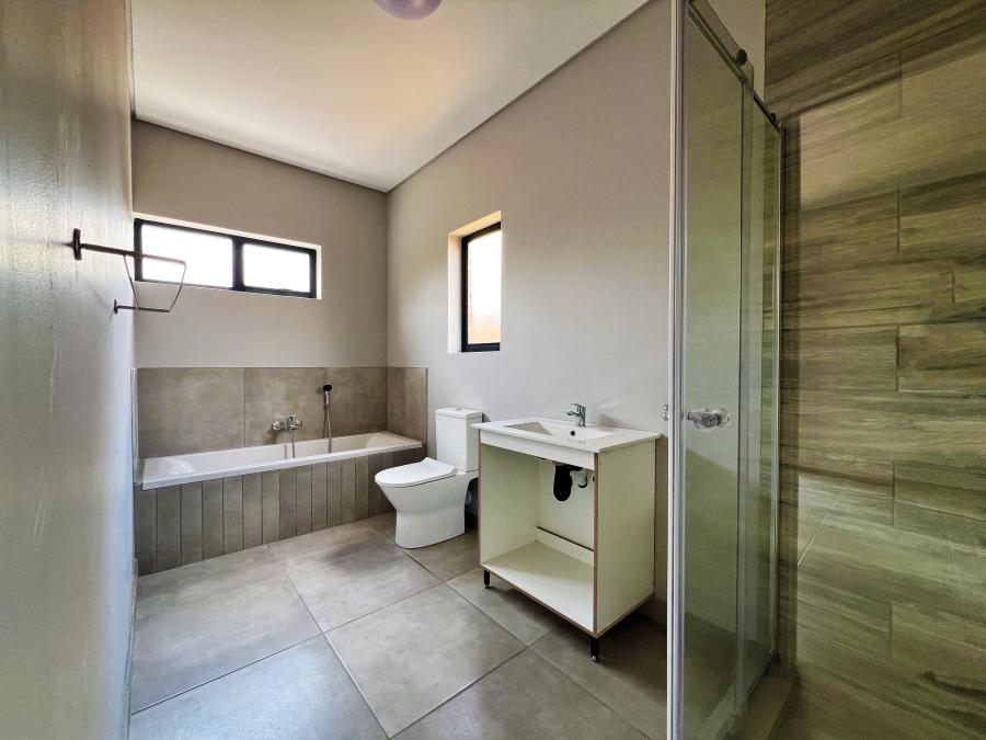 3 Bedroom Property for Sale in Waterberry Estate North West